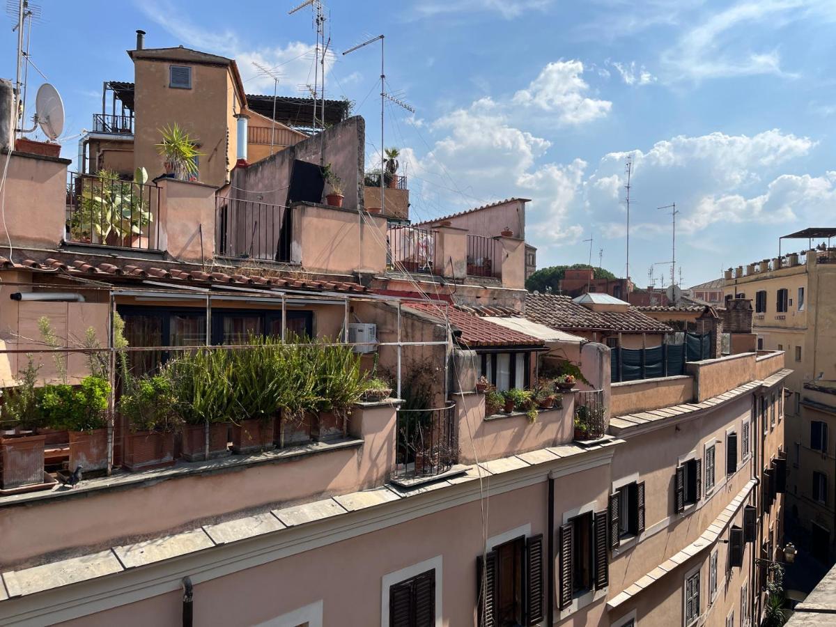 Trastevere Suite Apartment Rome Bagian luar foto